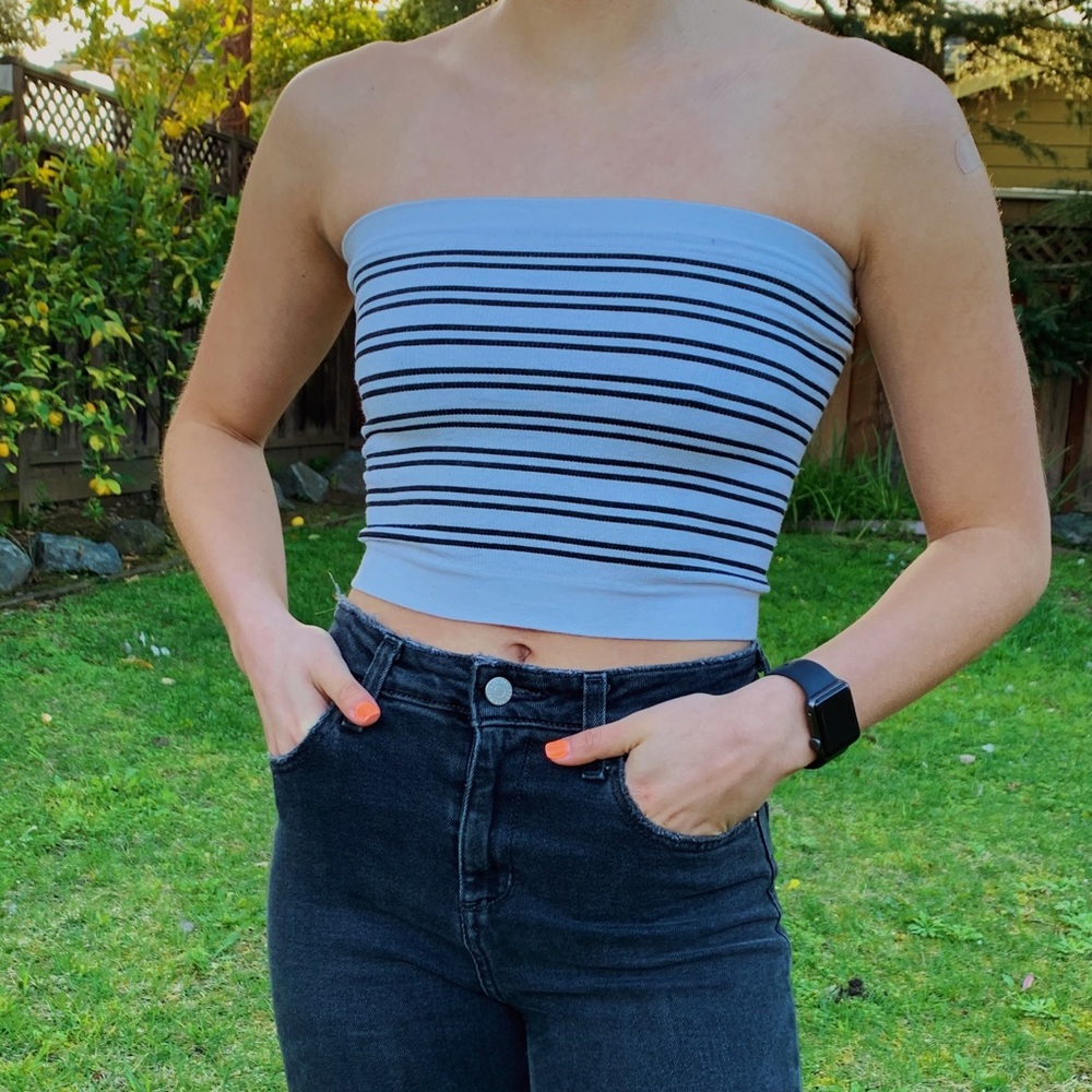 UO Out From Under striped b&w tube top✨